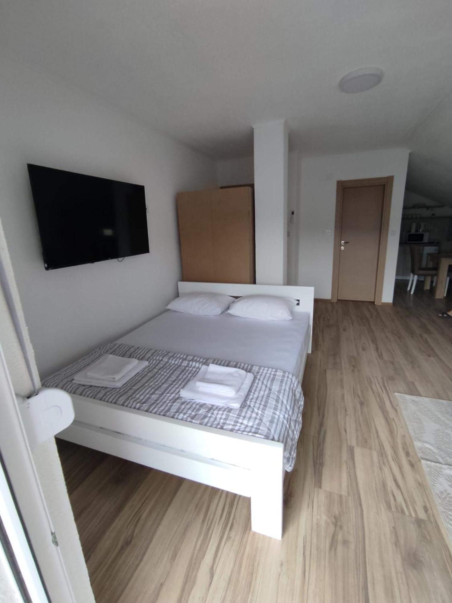 View Of The City - Studio Apartment Mostar Ngoại thất bức ảnh