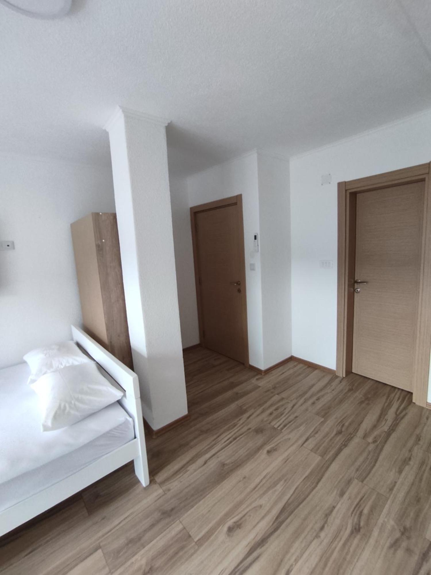 View Of The City - Studio Apartment Mostar Ngoại thất bức ảnh